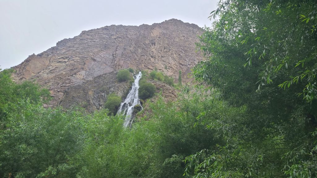 Mantokha Waterfall 80