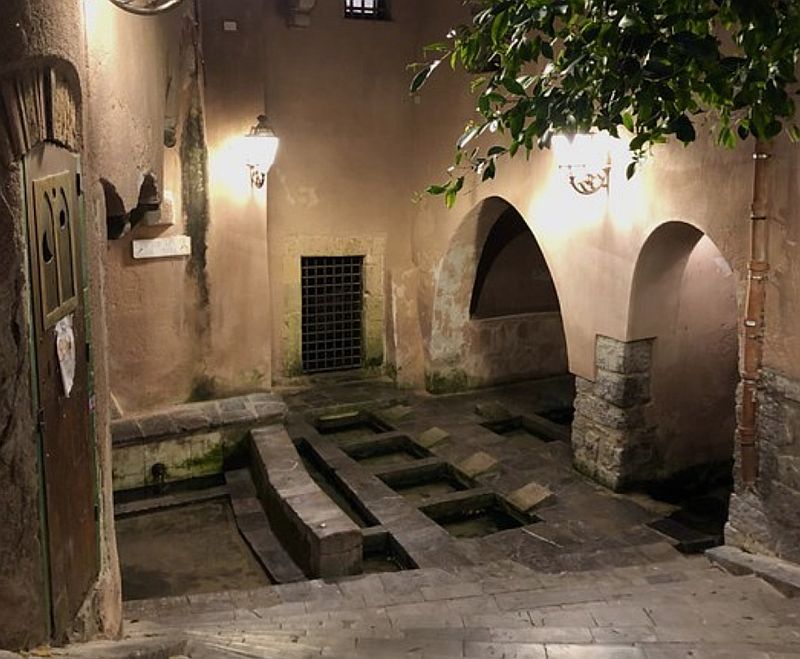 We believe, most of you haven't heard about the ancient washhouse of Cefalù in Sicily, Italy.