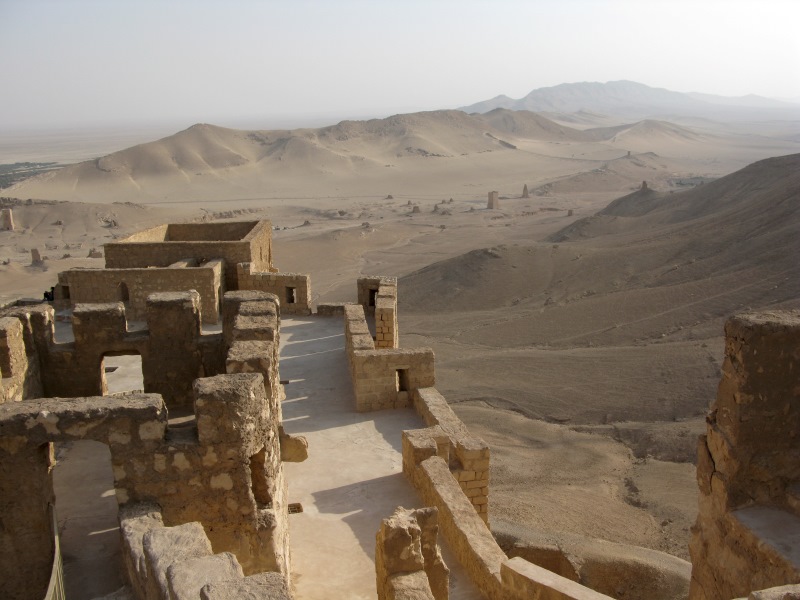 The stronghold of Palmyra Castle was situated on a raised bedrock and featured a moat surrounding it.