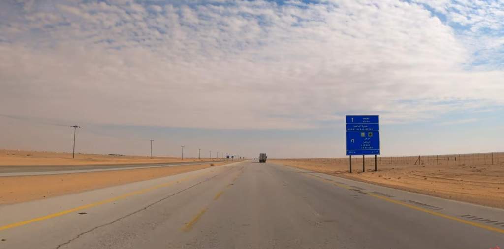 Saudi Arabia Highway 10 The Longest Straight Road in the world 34 Longest Straight Road