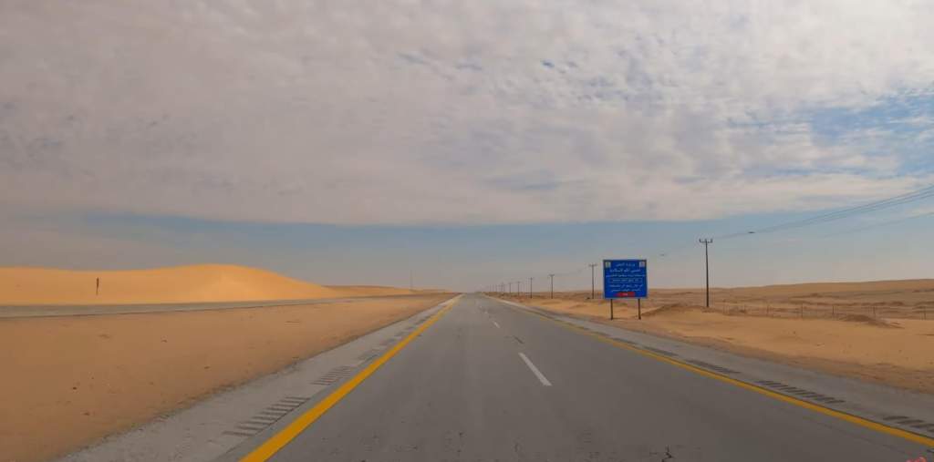 Saudi Arabia Highway 10 The Longest Straight Road in the world 36 Longest Straight Road