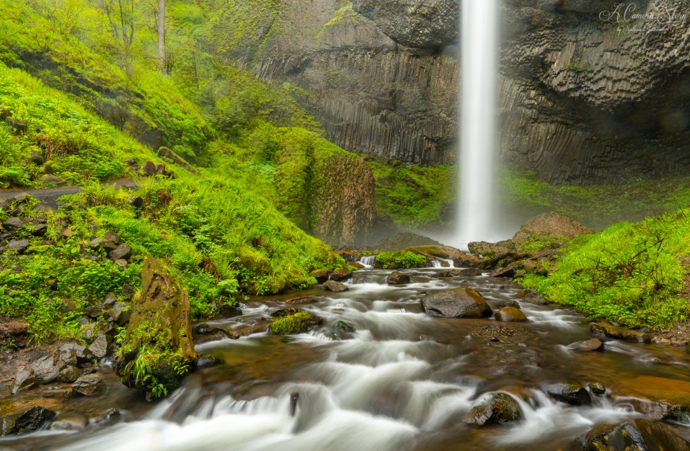 Latourell Falls is a waterfall located within Guy W. Talbot State Park along the Columbia River Gorge in the Portland, Oregon.