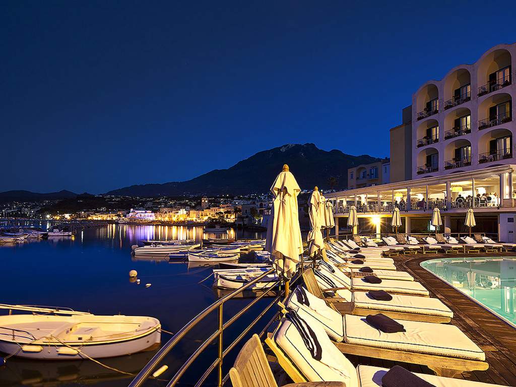 L’Albergo della Regina Isabella Spa–Ischia, Campania (3)