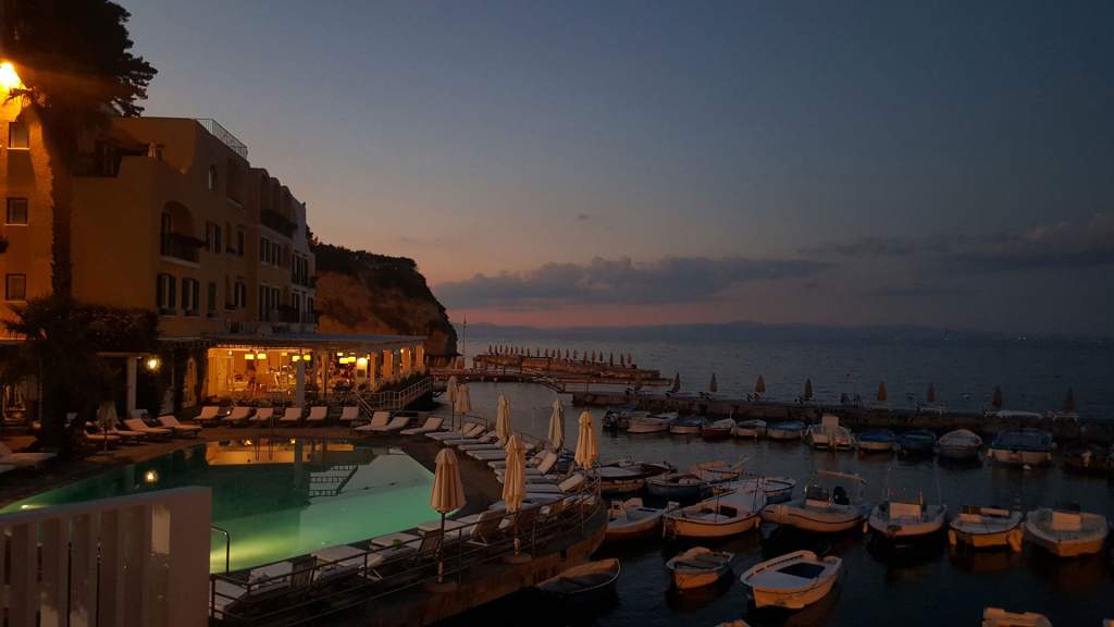 L’Albergo della Regina Isabella Spa–Ischia, Campania (2)