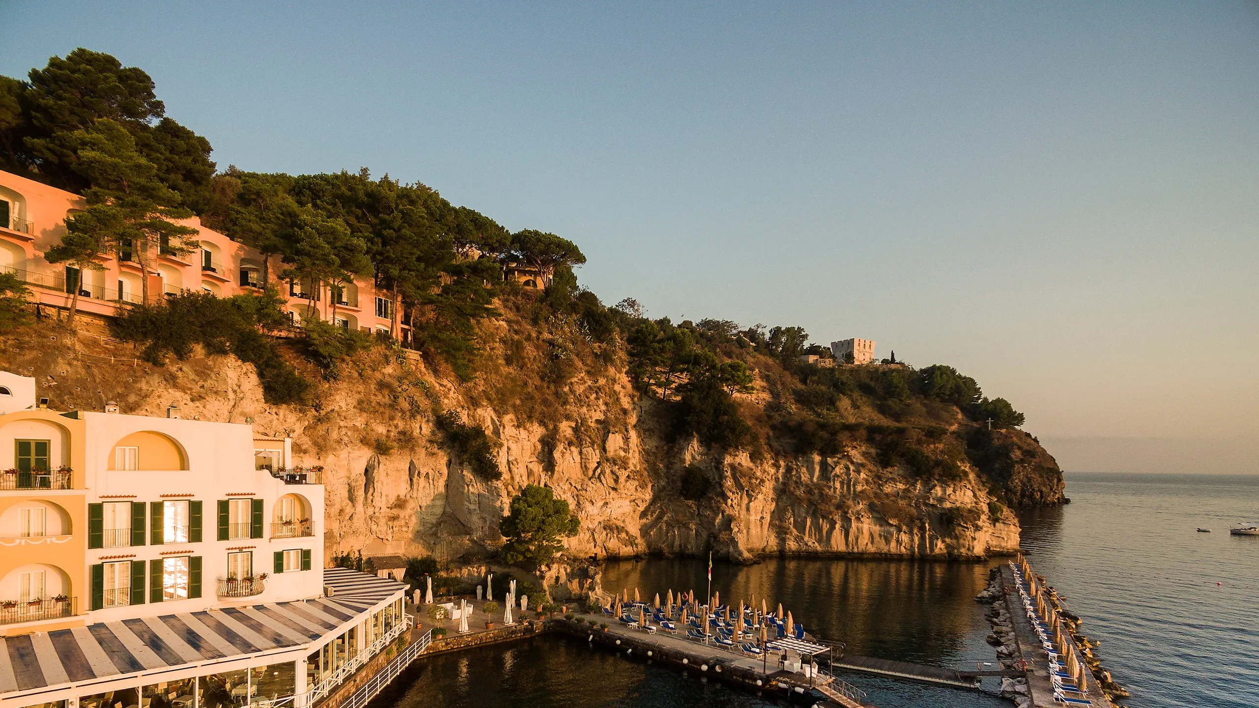 L’Albergo della Regina Isabella Spa–Ischia, Campania (3)